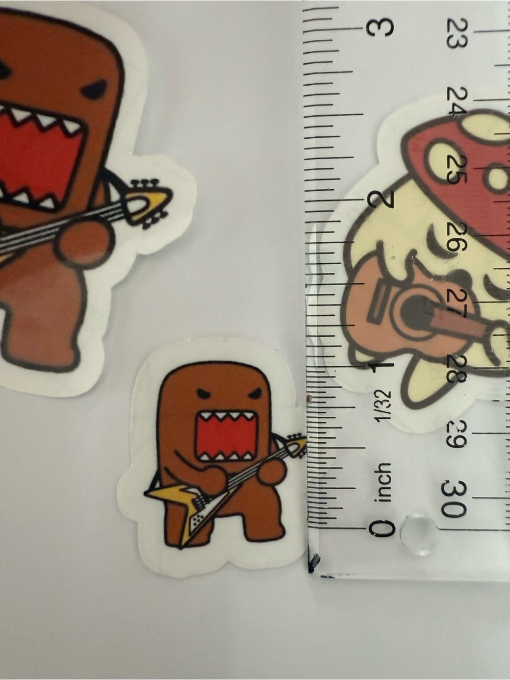Domo Rocking Guitar Sticker Set - Brown & Red - Picture 6 of 7